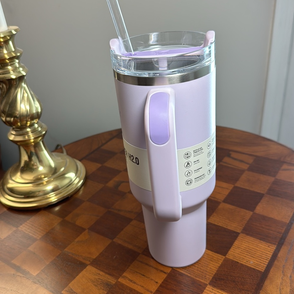 40 oz orchid Stanley insulated tumbler - Picture 3 of 8